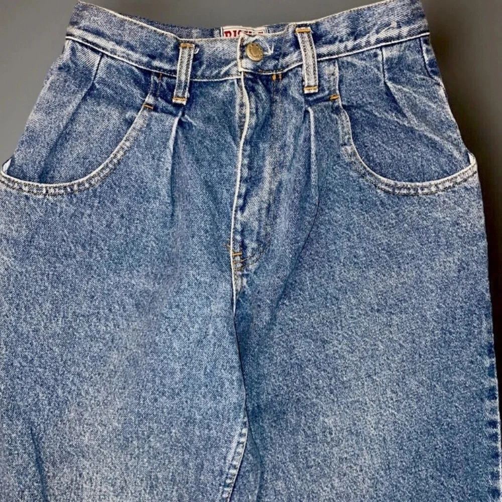 Vintage Mom Jeans Tapered Pleated  Hi Waist size 26 x 31 TRUE Vtg - Picture 3 of 9